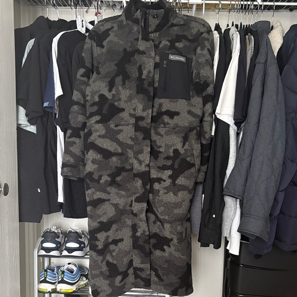 Columbia Black and Gray Camouflage Long Coat